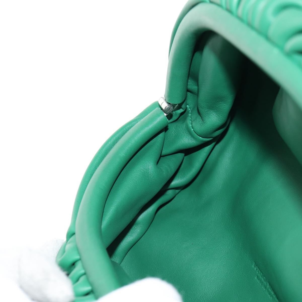 Bottega Veneta The Chain Pouch Leather, GREEN, LEATHER, Clutche & pouche