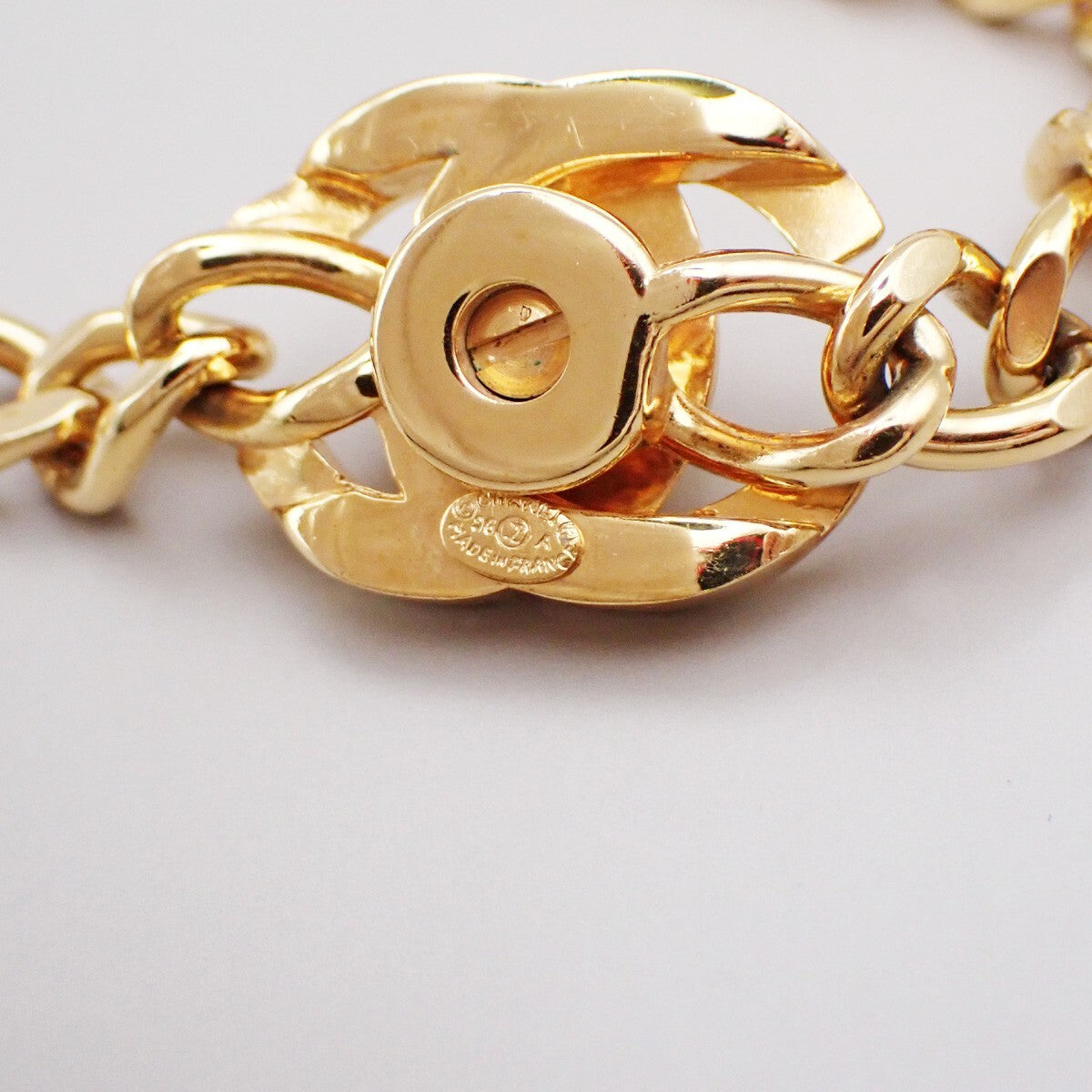 Chanel Vintage Turnlock Reissue Chain Necklace Metal, Gold, Gold Plated, Necklace