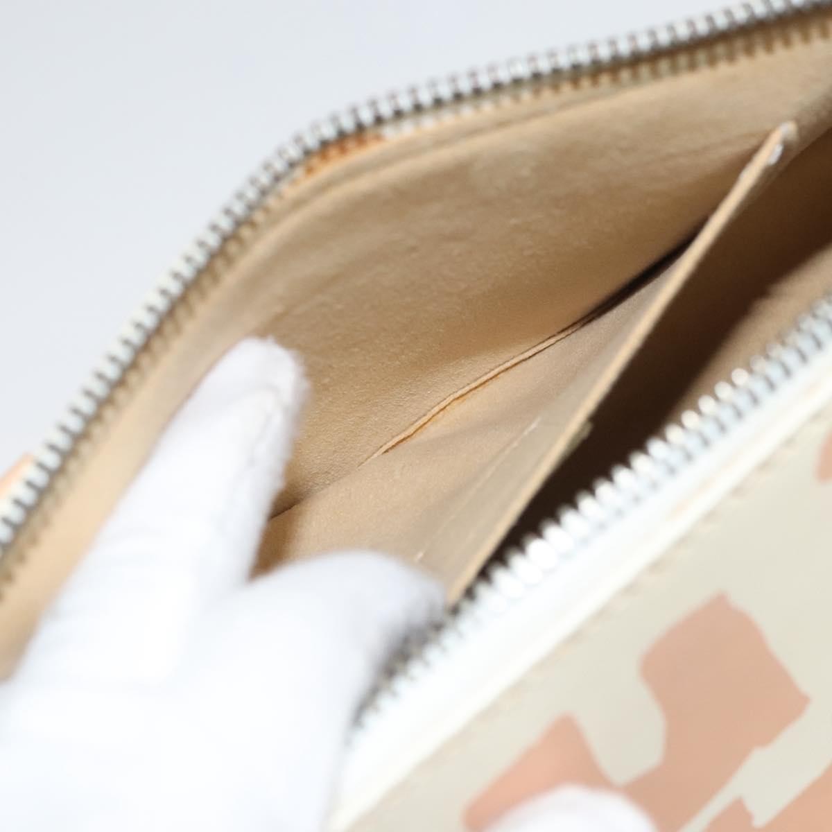 Louis Vuitton Alma Handbag Limited Edition Graffiti Leather, WHITE, CANVAS, Handbag