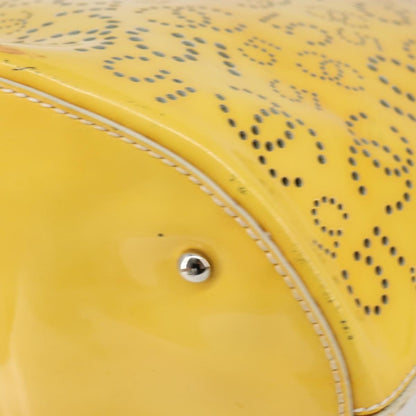 Chanel CC No.5 Shopping Tote Perforated Patent, YELLOW, PATENT_LEATHER, Tote bag