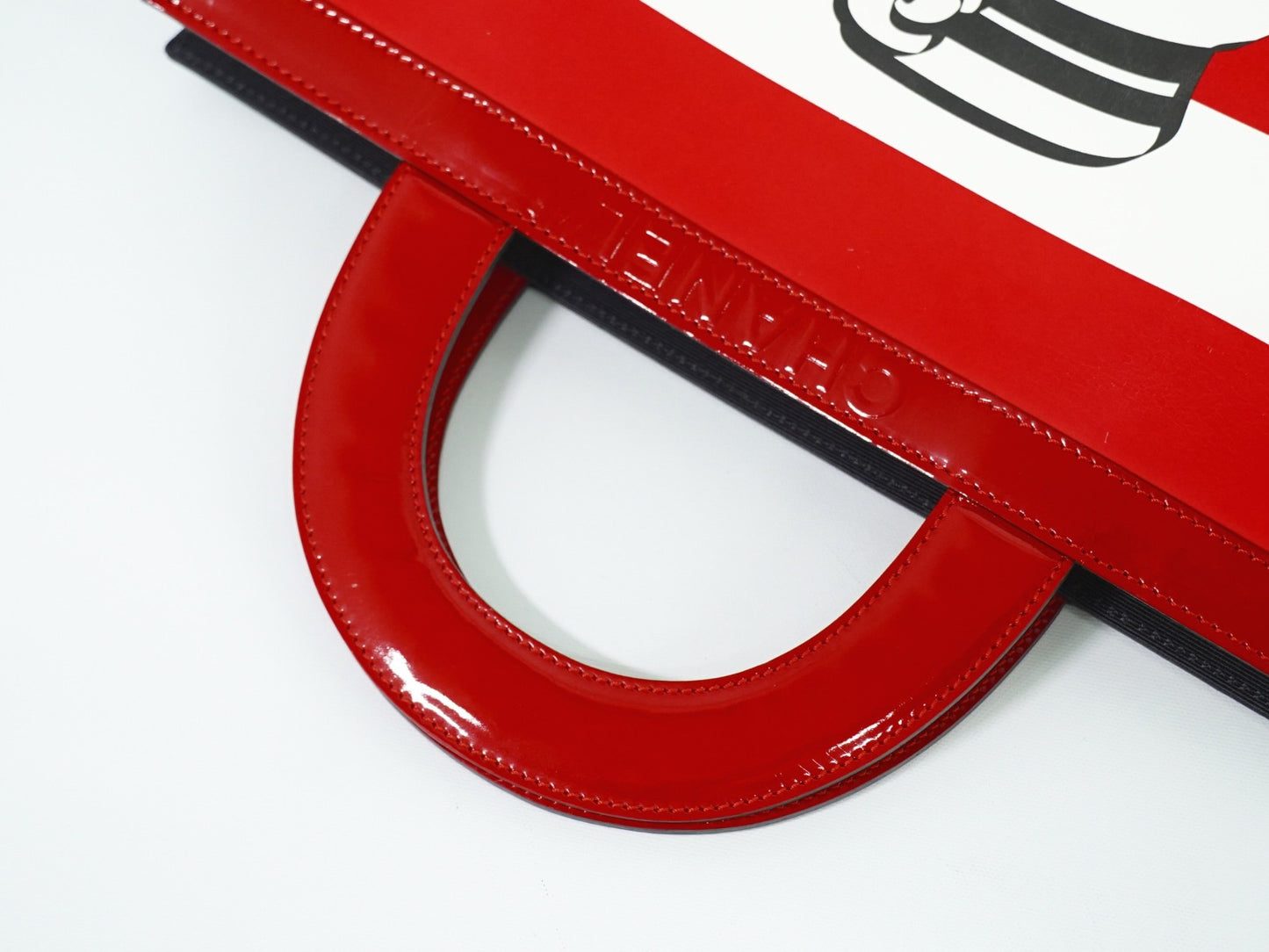 Chanel Vintage Portrait Tote Printed Leather and Quilted Patent, BLACK, PATENT_LEATHER, Tote bag