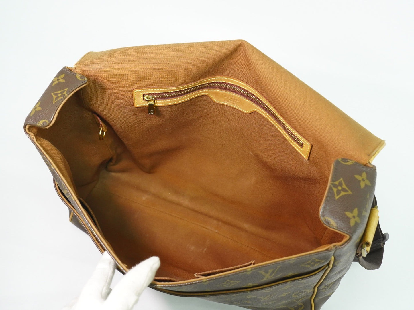 Louis Vuitton Abbesses Messenger Bag Monogram Canvas, Brown, Canvas, Shoulder Bag