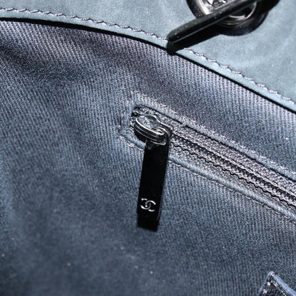 Chanel CC Charm Tote Quilted Iridescent Calfskin, GREEN, LEATHER, Tote bag