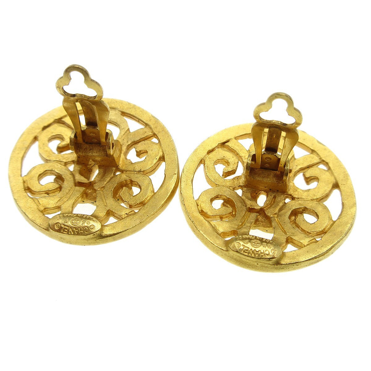 Chanel CC Round Earrings Metal, GOLD, GOLD_PLATED, Earrings