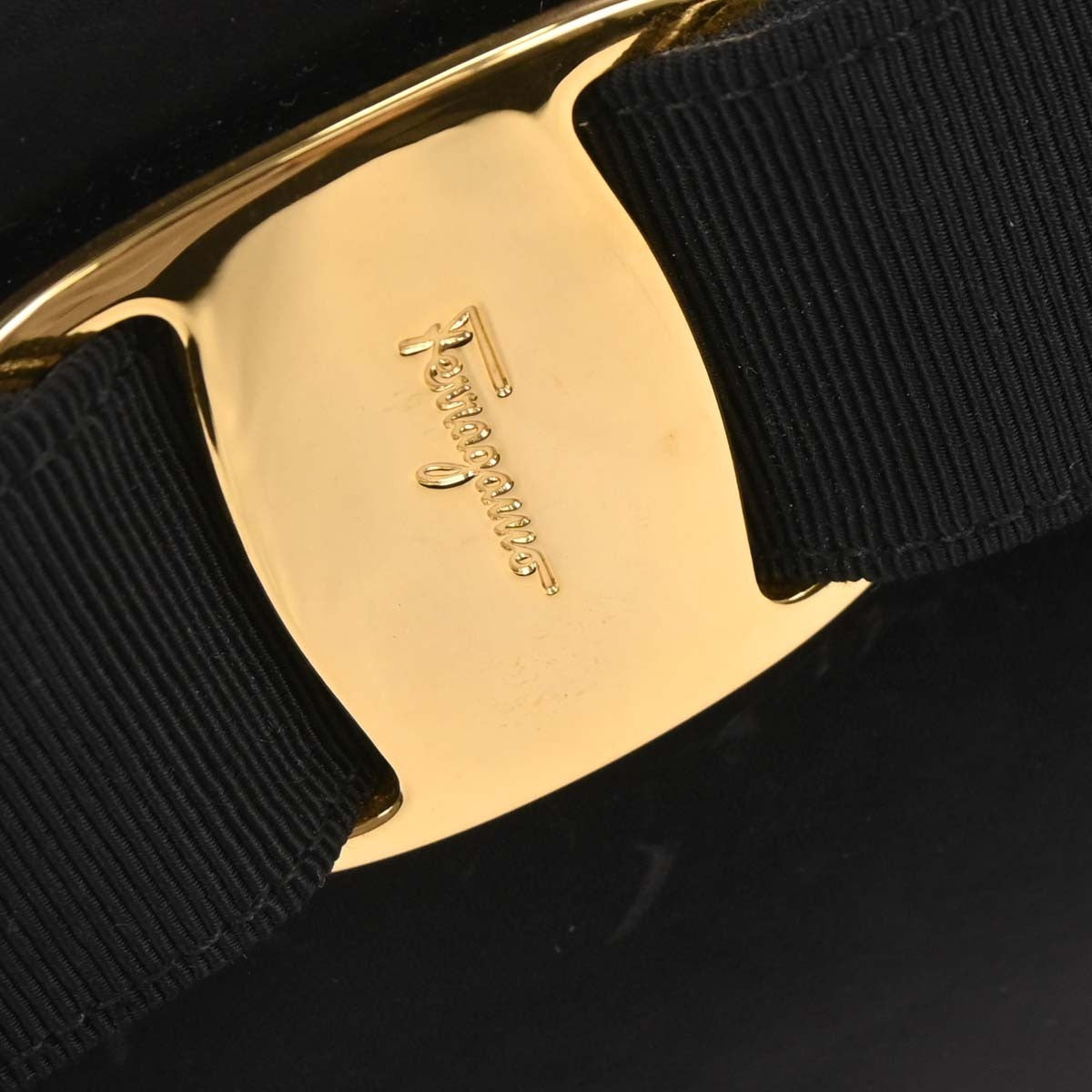 Salvatore Ferragamo Convertible Vara Bow Tote Leather, BLACK, LEATHER, Handbag