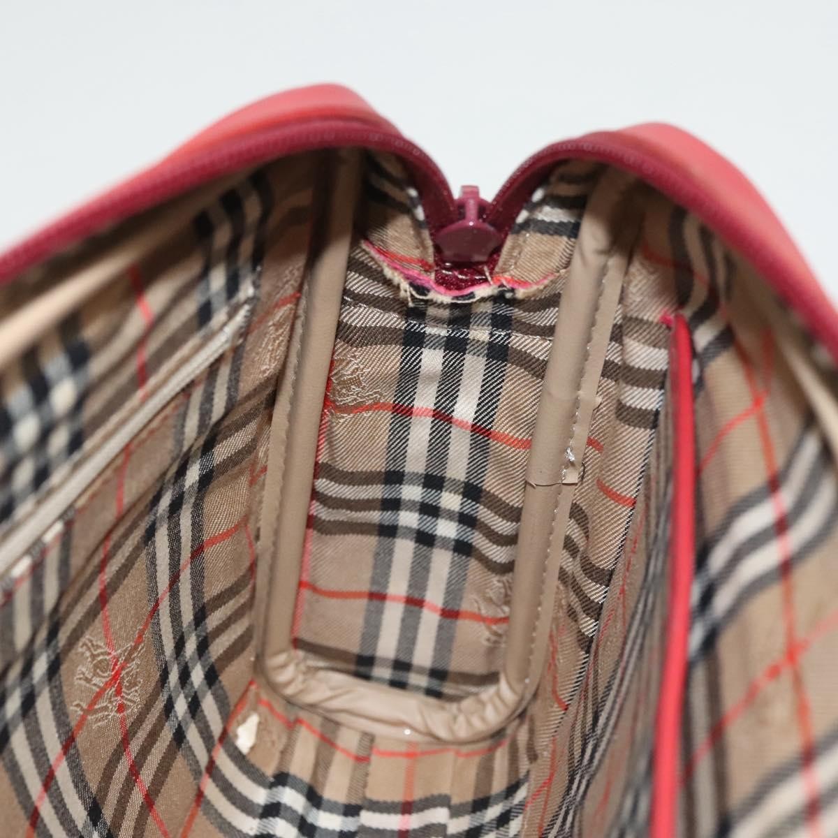 Burberry Logo Zip Around Pouch Leather, RED, LEATHER, Clutche & pouche
