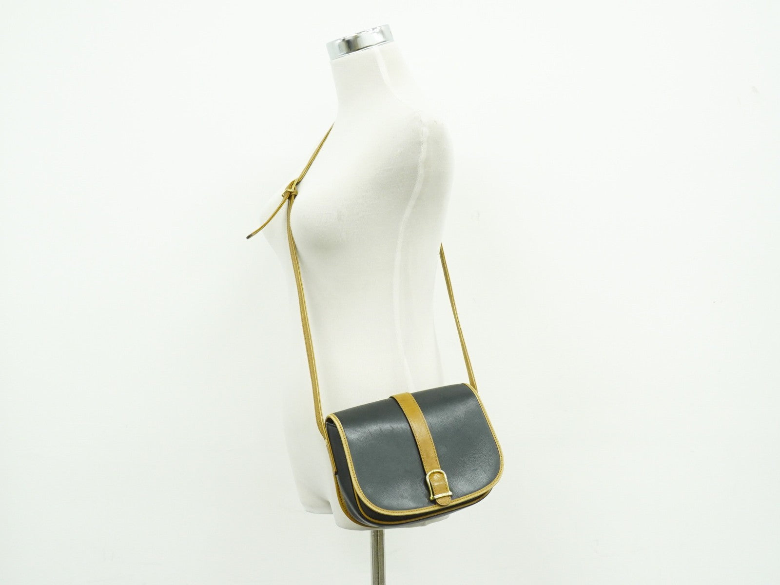 Celine Vintage Shoulder Bag Leather, BLACK, LEATHER, Shoulder bag