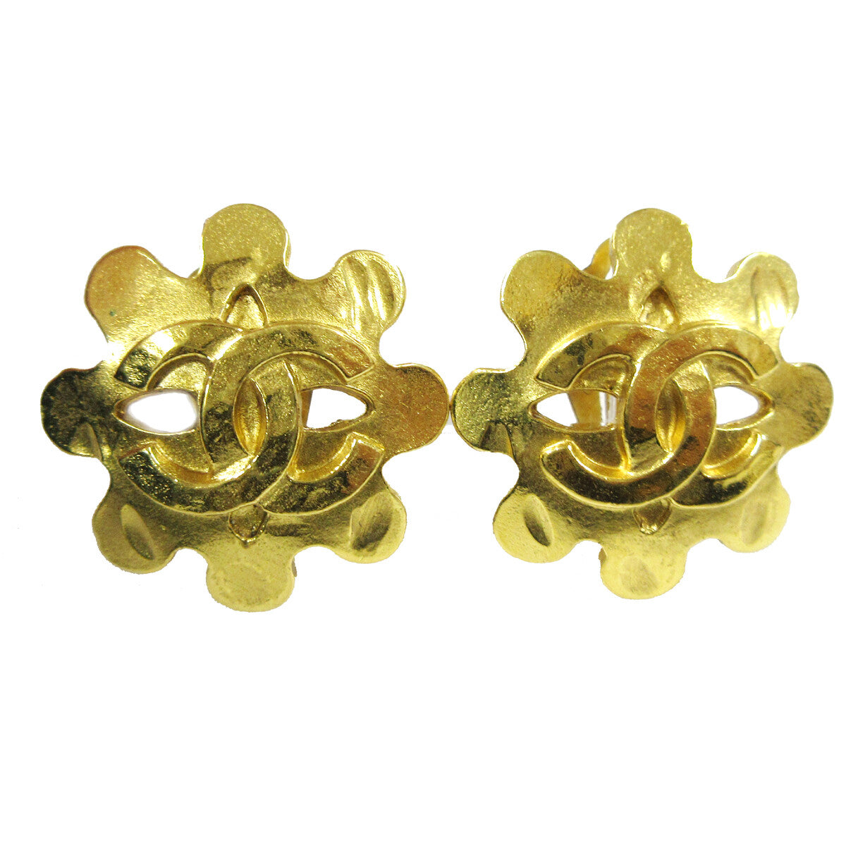 Chanel Vintage CC Flower Cutout Round Clip-On Earrings Metal, GOLD, GOLD_PLATED, Earrings
