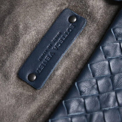 Bottega Veneta Zip Cube Messenger Intrecciato Nappa, NAVY, LEATHER, Shoulder bag