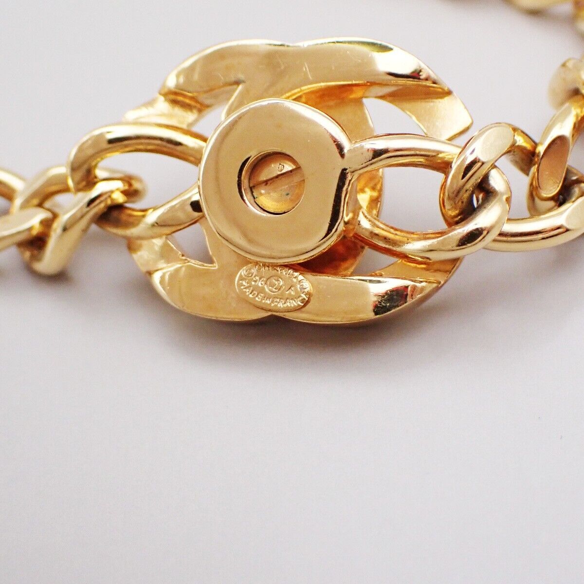 Chanel Vintage Turnlock Reissue Chain Necklace Metal, GOLD, GOLD_PLATED, Necklace