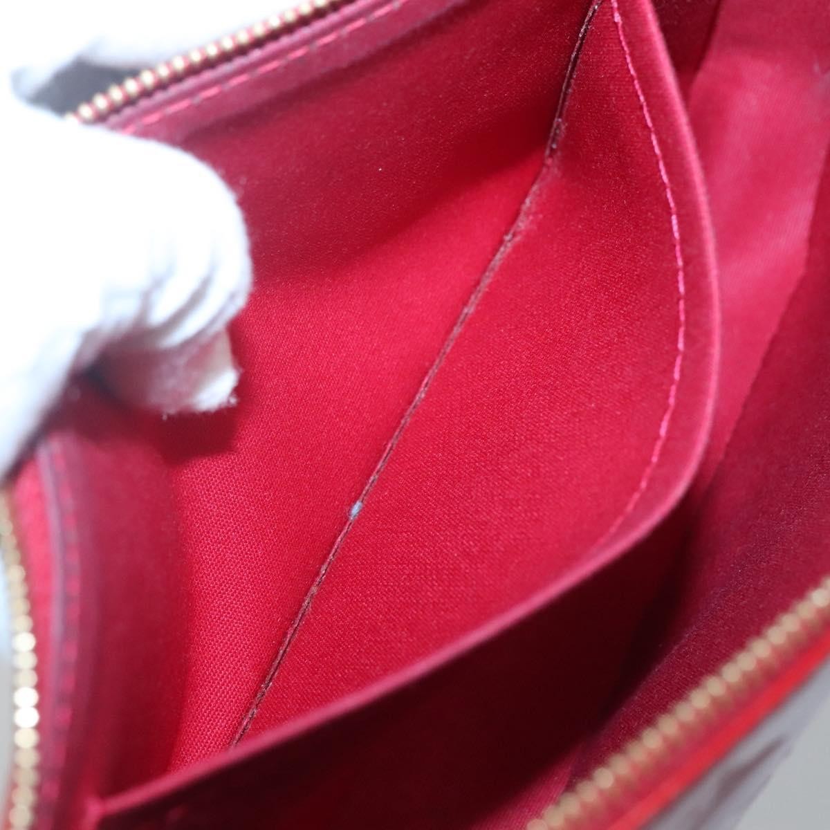 Louis Vuitton Pochette Accessoires vernis, RED, PATENT_LEATHER, Clutche & pouche
