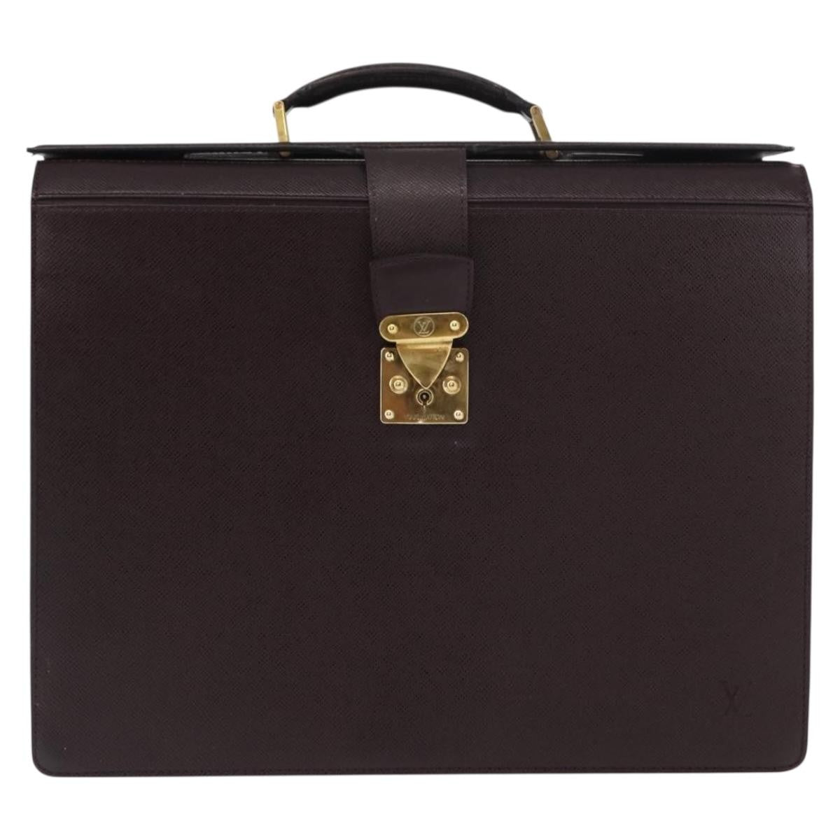 Louis Vuitton Pilot Briefcase Taiga Leather, BROWN, LEATHER, Briefcase