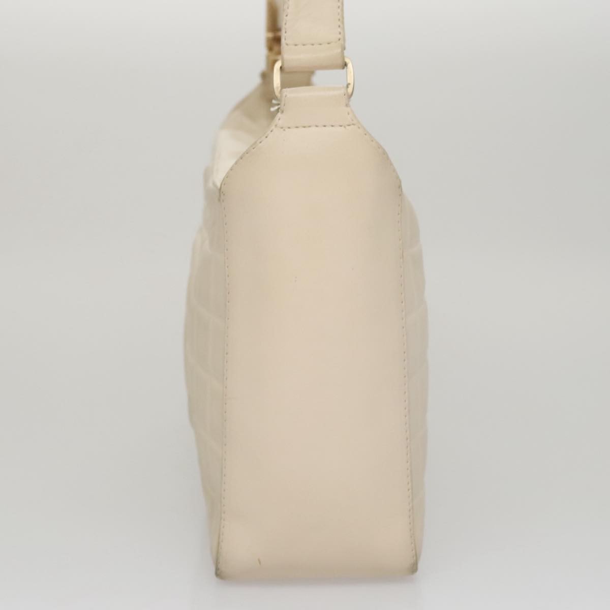 Chanel Chocolate Bar CC Shoulder Bag Quilted Leather, WHITE, LEATHER, Shoulder bag