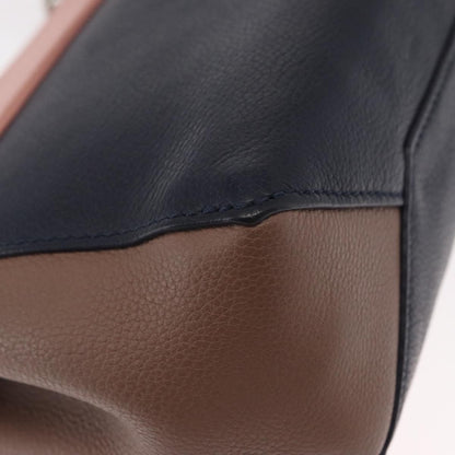 Louis Vuitton Lockme II Handbag Leather, PINK, LEATHER, Shoulder bag