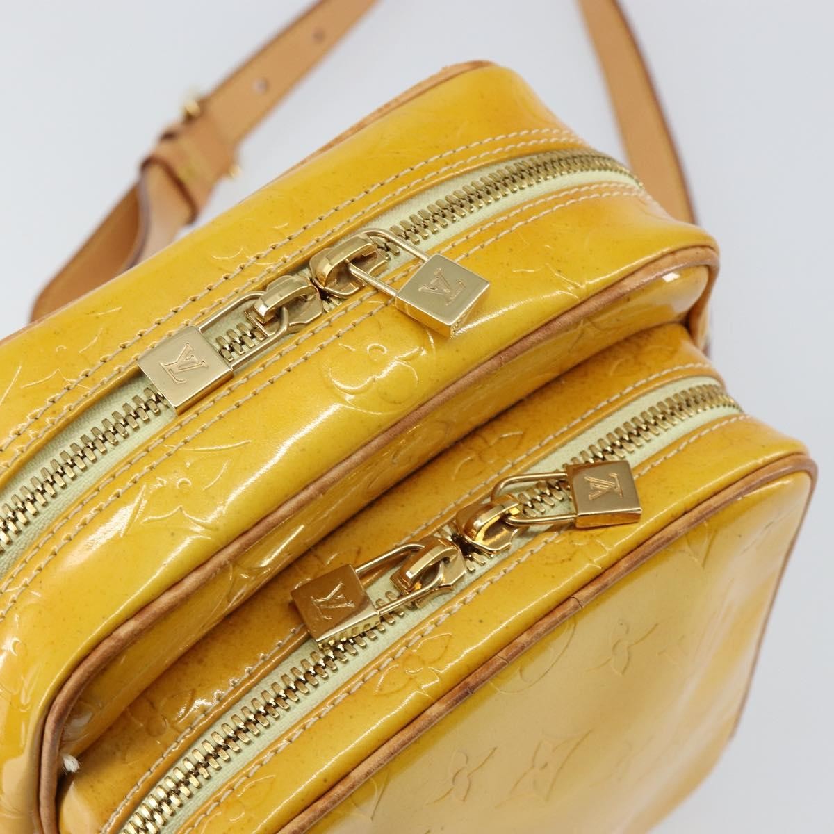 Louis Vuitton Wooster Handbag Monogram Vernis, YELLOW, PATENT_LEATHER, Shoulder bag