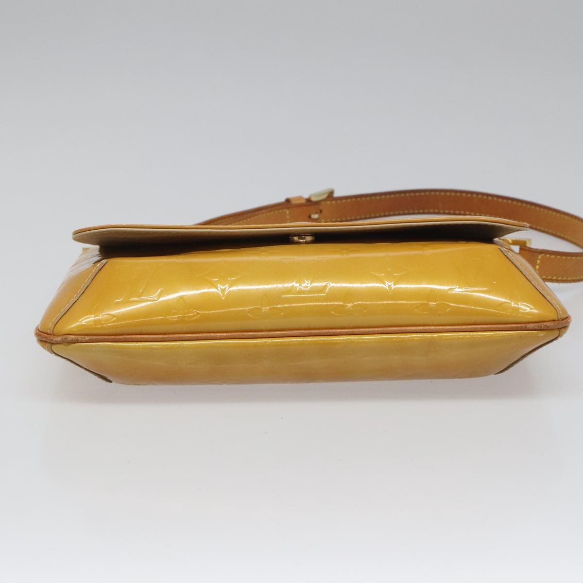 Louis Vuitton Thompson Street Handbag Monogram Vernis, BEIGE, PATENT_LEATHER, Handbag