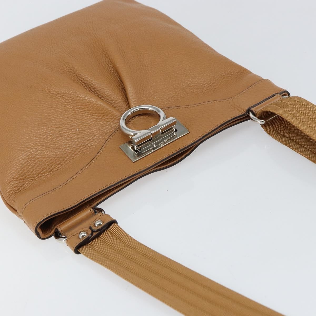 Salvatore Ferragamo Gancini Shoulder Bag Leather, BROWN, LEATHER, Shoulder bag