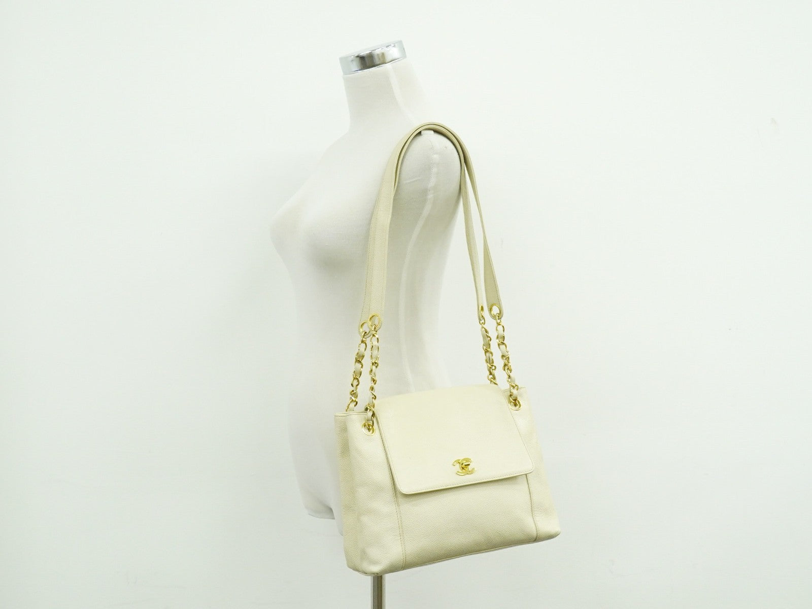 Chanel Vintage Shoulder Bag Leather, ECRU, LEATHER, Shoulder bag