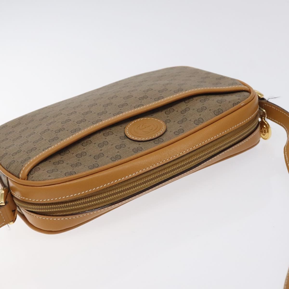 Gucci Zip Pouch GG Canvas, BEIGE, PVC, Shoulder bag