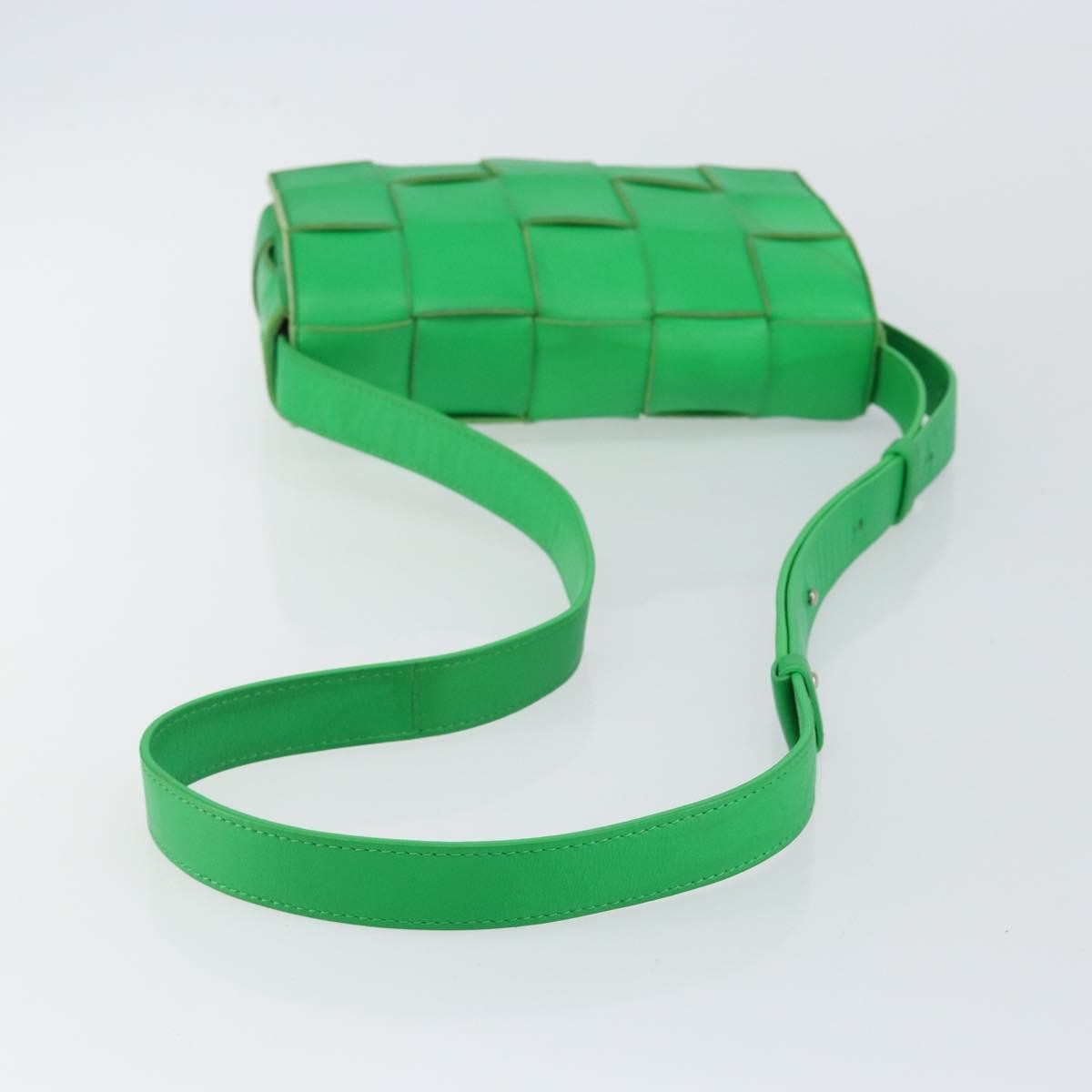 Bottega Veneta Cassette Crossbody Bag Maxi Intrecciato Leather, GREEN, LEATHER, Crossbody bag