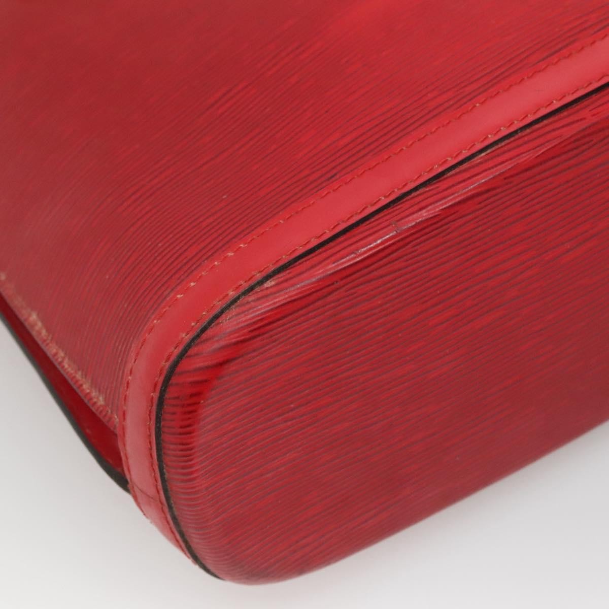 Louis Vuitton Lussac Handbag Epi Leather, RED, LEATHER, Shoulder bag