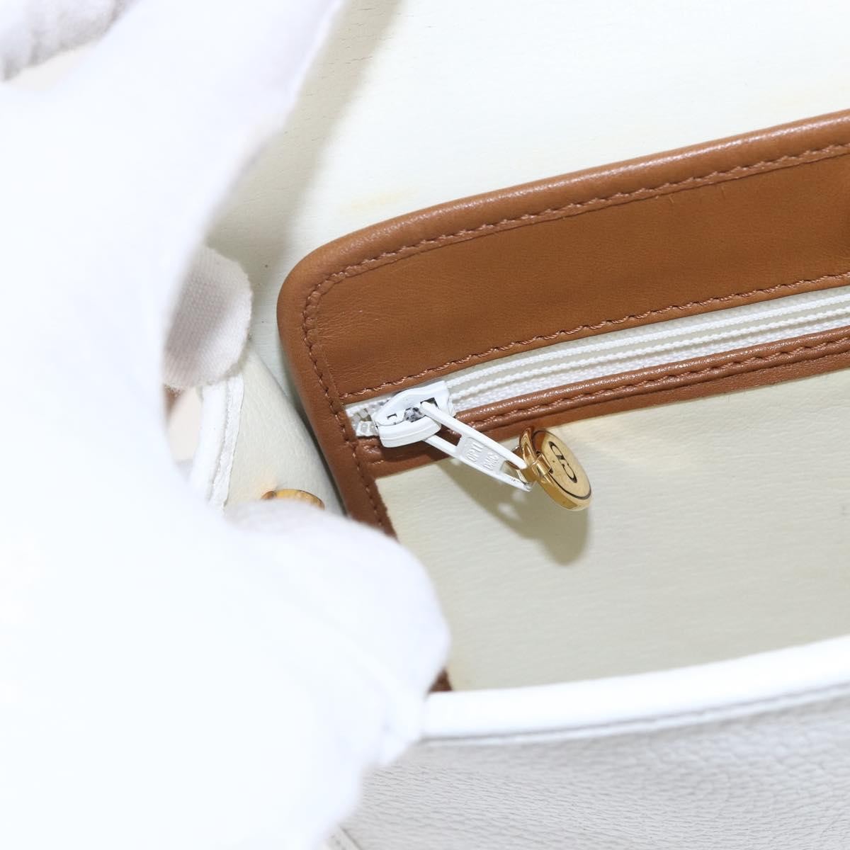 Christian Dior Vintage CD Logo Shoulder Bag Leather, WHITE, LEATHER, Shoulder bag