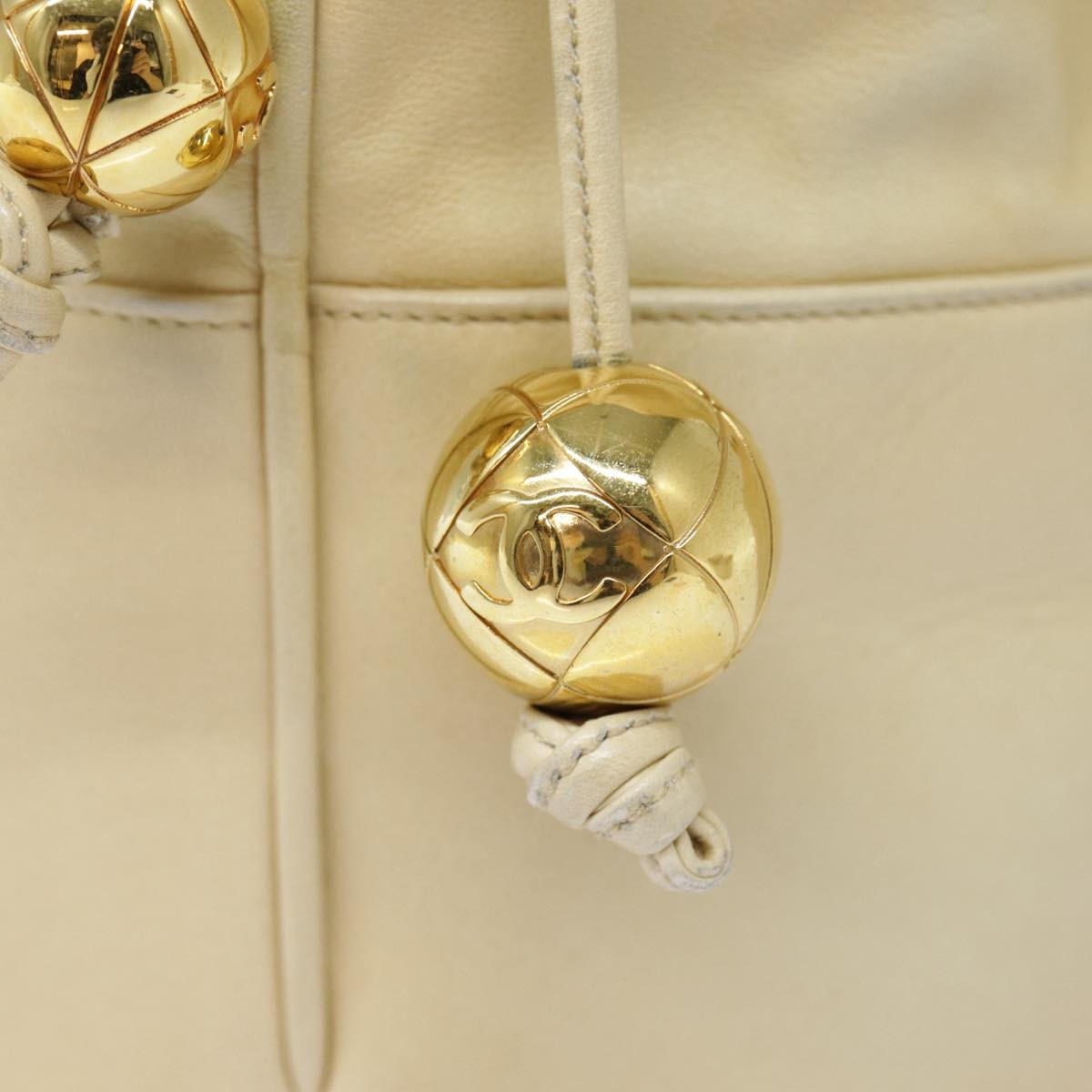 Chanel Vintage CC Drawstring Bucket Bag Lambskin, BEIGE, LEATHER, Shoulder bag