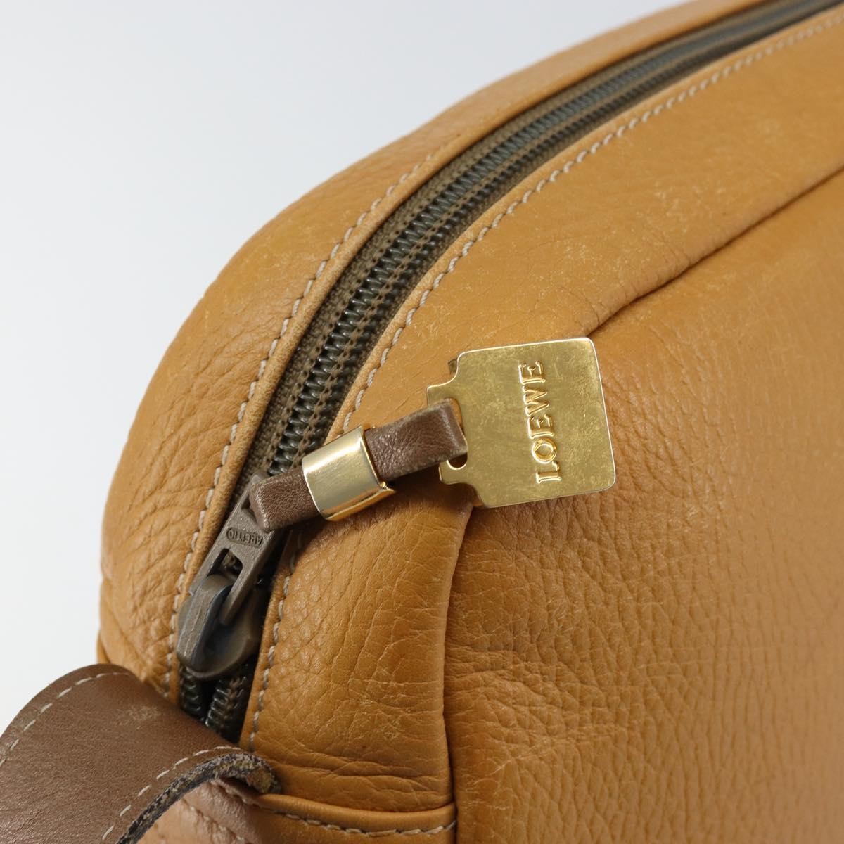 Loewe Anagram Shoulder Bag Leather, BROWN, LEATHER, Shoulder bag