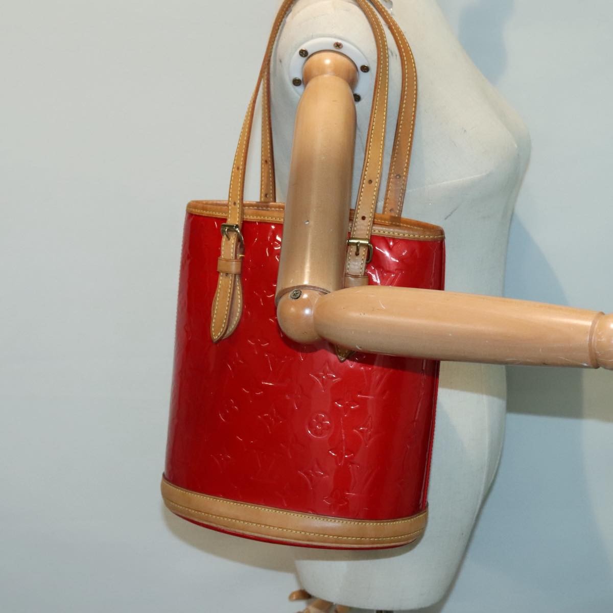 Louis Vuitton Bucket Bag Monogram Vernis, RED, PATENT_LEATHER, Handbag