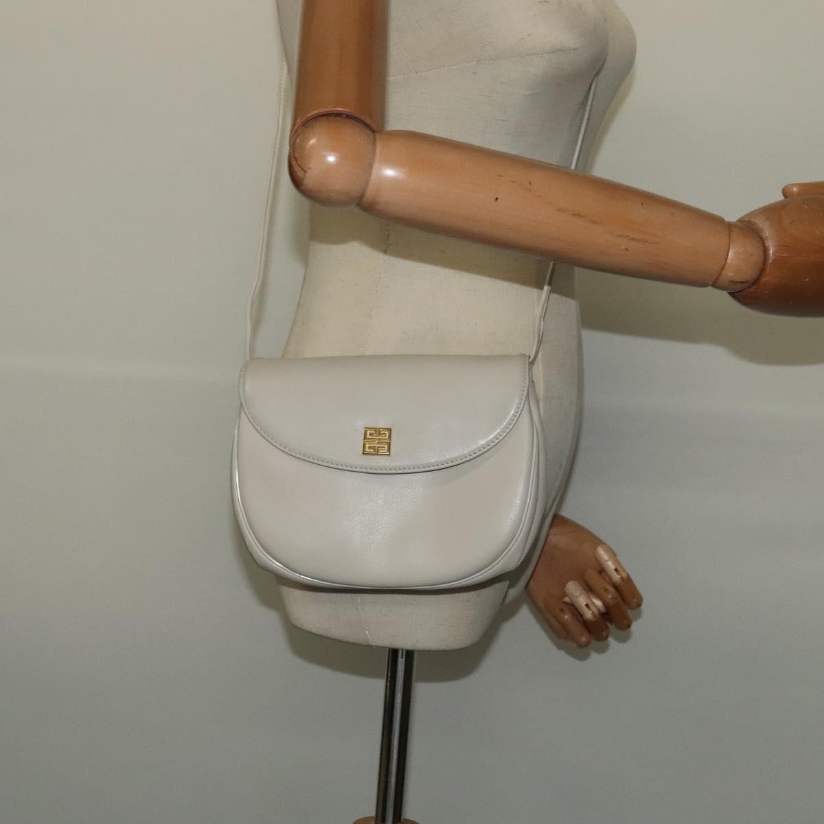 Givenchy 4G shoulder Bag Leather, WHITE, LEATHER, Shoulder bag