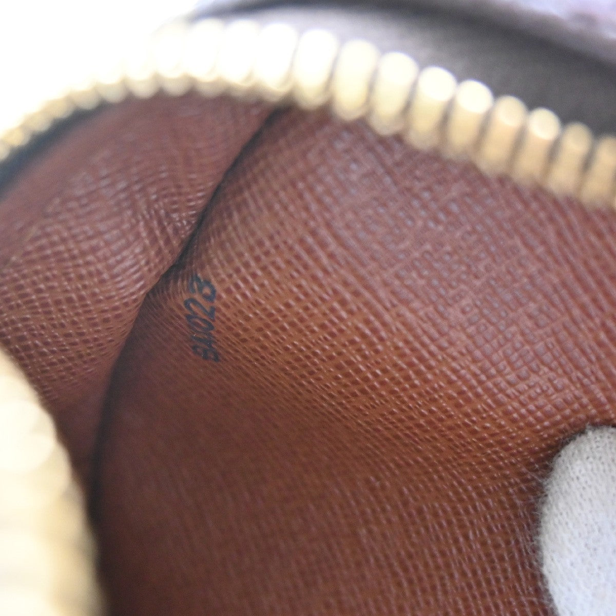 Louis Vuitton Blois Handbag Monogram Canvas, Brown, Canvas, Shoulder Bag