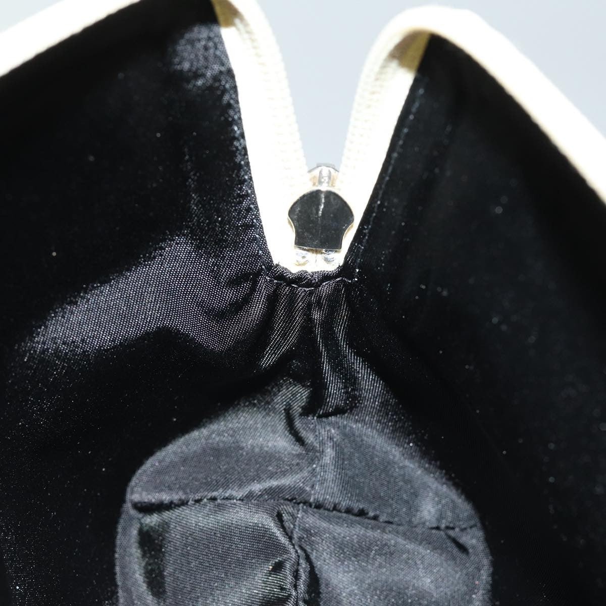 Bvlgari Pouch Canvas, WHITE, CANVAS, Clutche & pouche