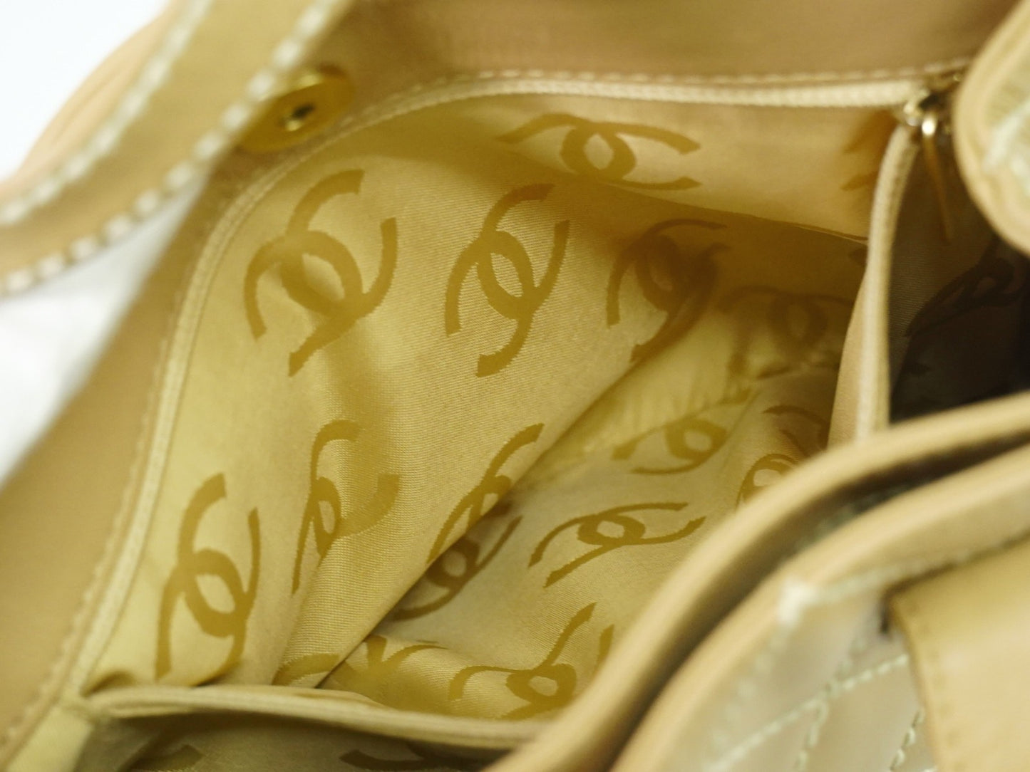 Chanel Surpique Tote Quilted Leather, BEIGE, LEATHER, Tote bag