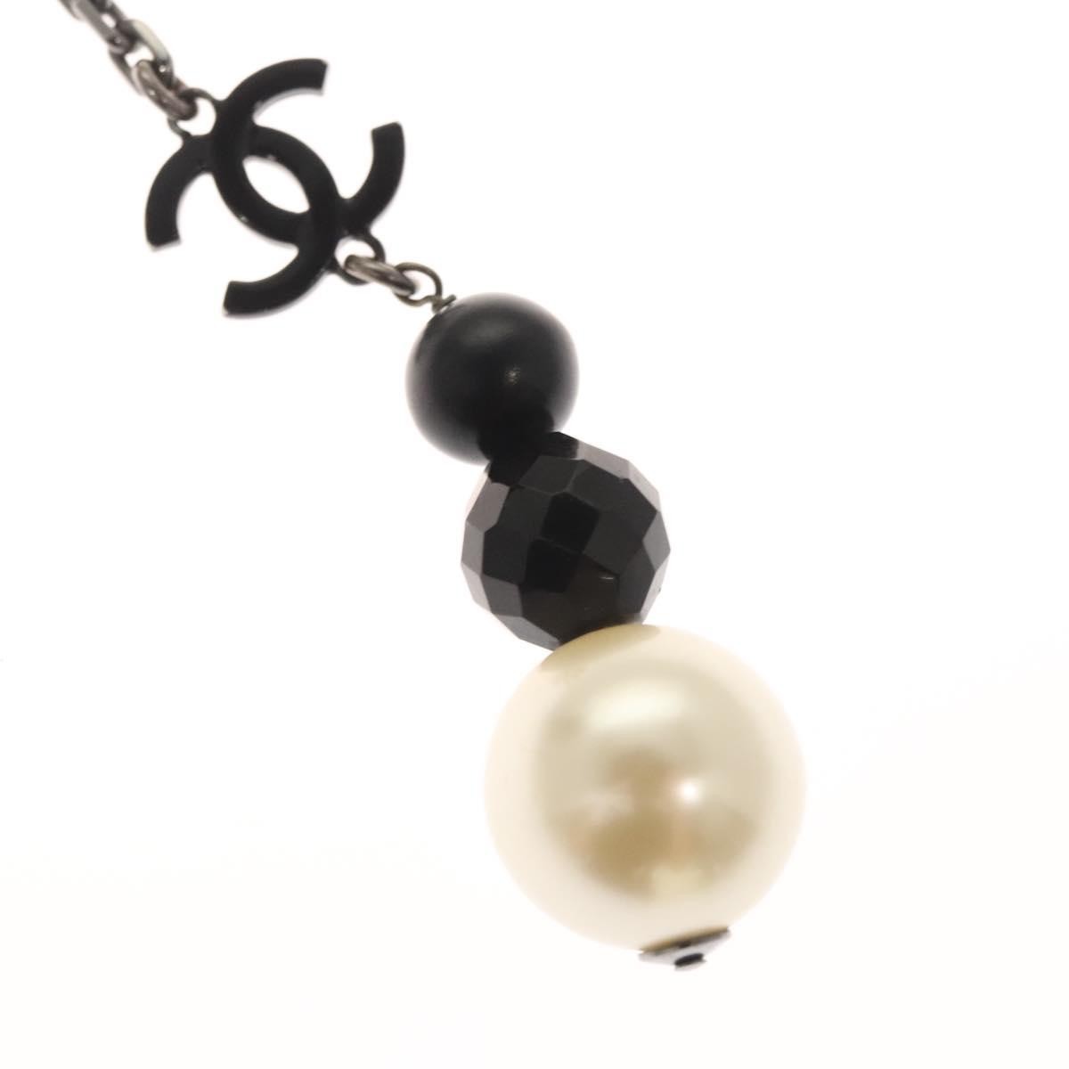 Chanel CC Pearl Necklace Faux Pearls and Metal, WHITE, METAL, Necklace