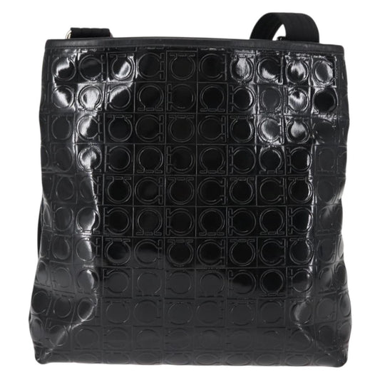 Salvatore Ferragamo Gancini Shoulder Bag Patent Leather, BLACK, PATENT_LEATHER, Shoulder bag