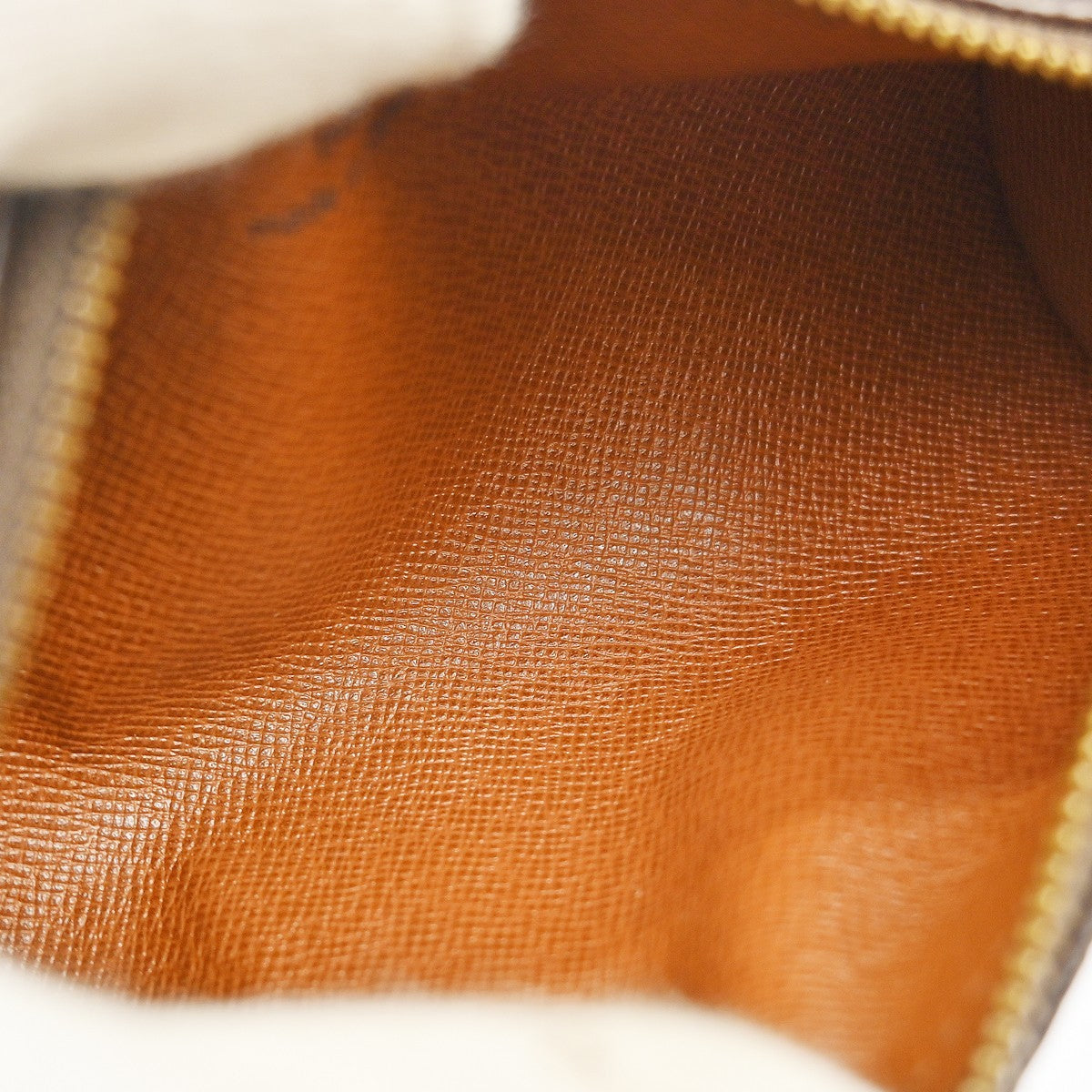 Louis Vuitton Papillon Pochette Monogram Canvas, Brown, Canvas, Clutch