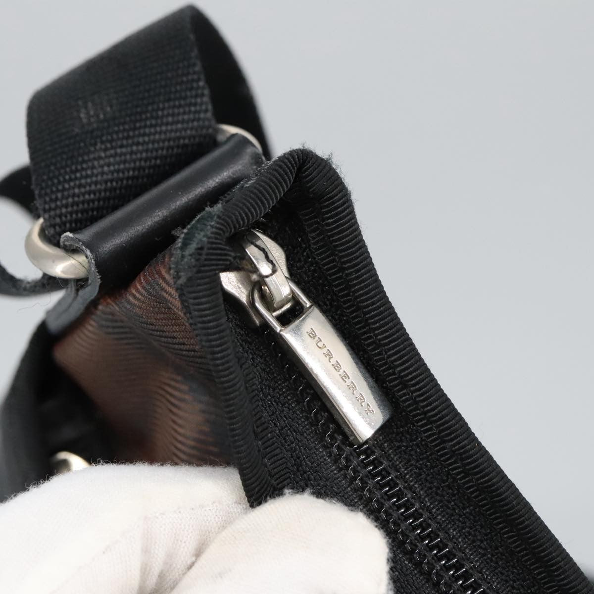 Burberry Vintage Shoulder Bag Nylon, BLACK, NYLON, Shoulder bag