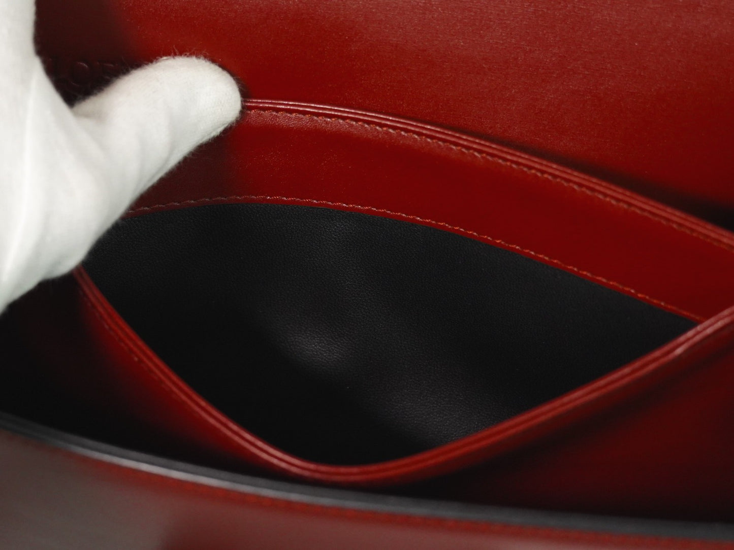 Loewe Barcelona Shoulder Bag Leather, BURGUNDY, LEATHER, Shoulder bag