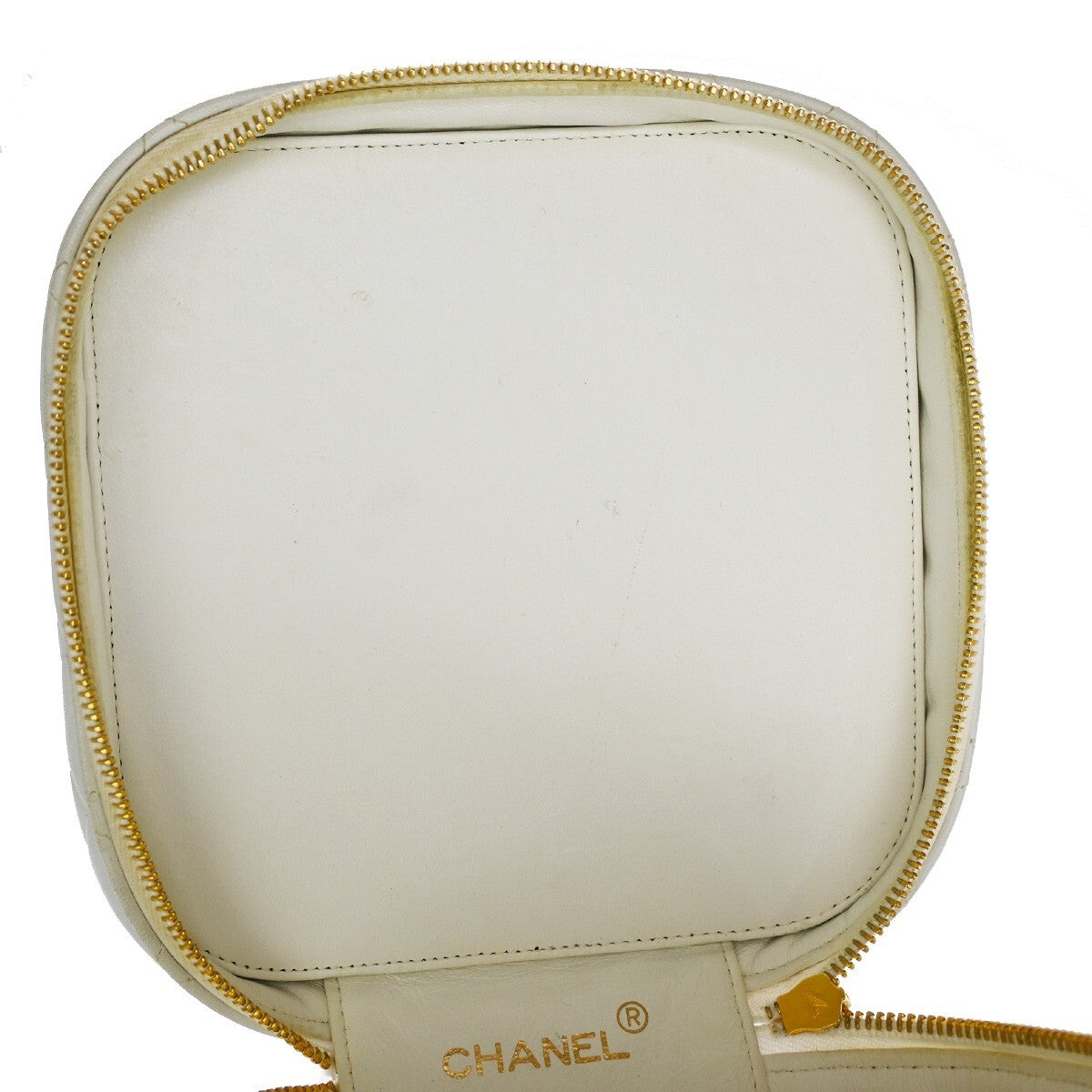 Chanel Classic Vanity Case Quilted Caviar, WHITE, LEATHER, Toiletry Case