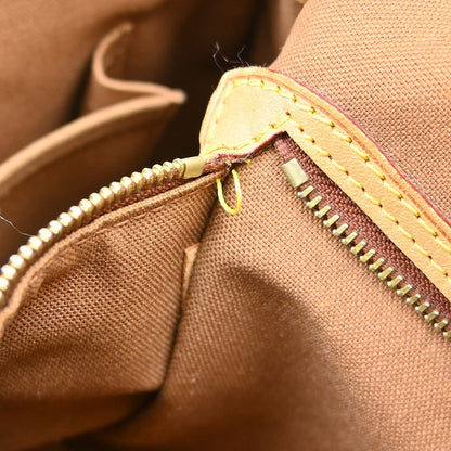 Louis Vuitton Batignolles Handbag Monogram Canvas, Brown, Canvas, Shoulder Bag