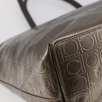 Salvatore Ferragamo Gancini Tote Patent leather, GOLD, PATENT_LEATHER, Tote bag