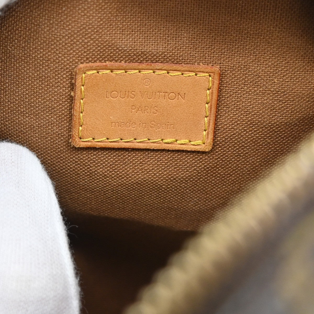 Louis Vuitton Pochette Gange Monogram Canvas, BROWN, CANVAS, Clutche & pouche