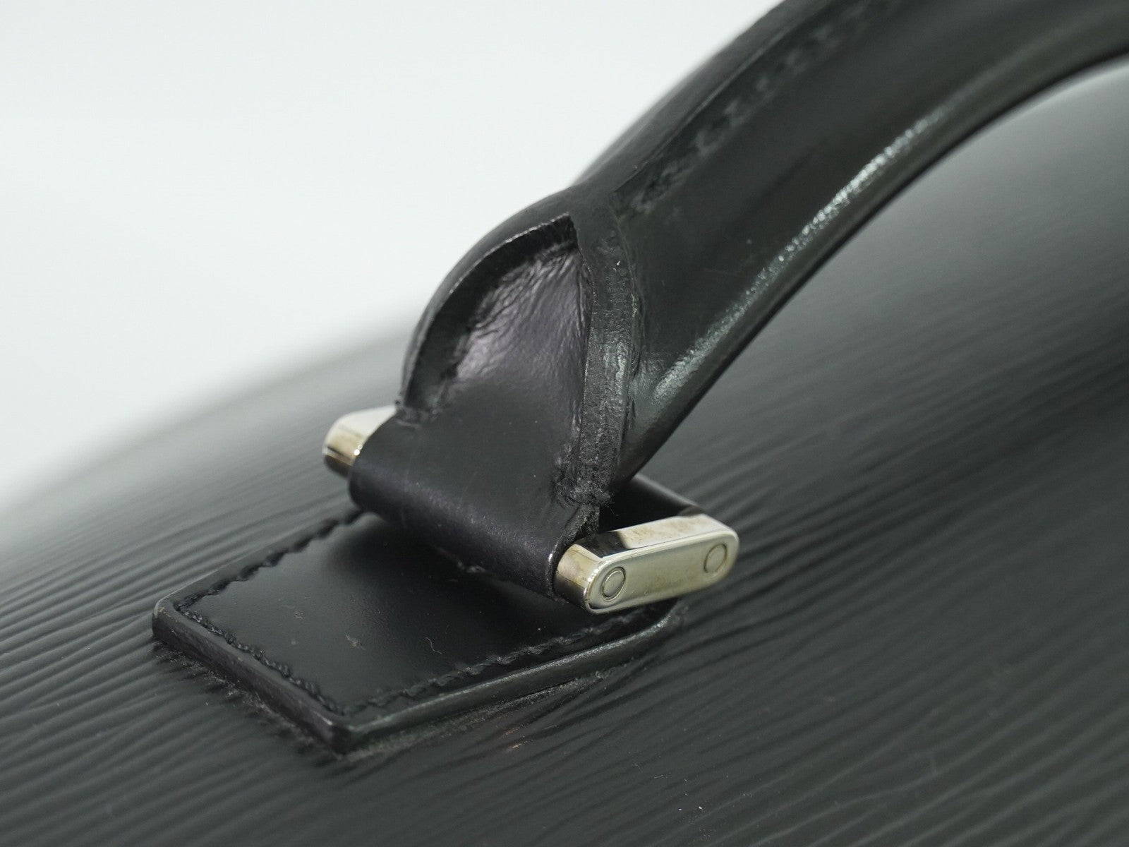 Louis Vuitton Neo Robusto 2 Briefcase Taiga Leather, BLACK, LEATHER, Briefcase