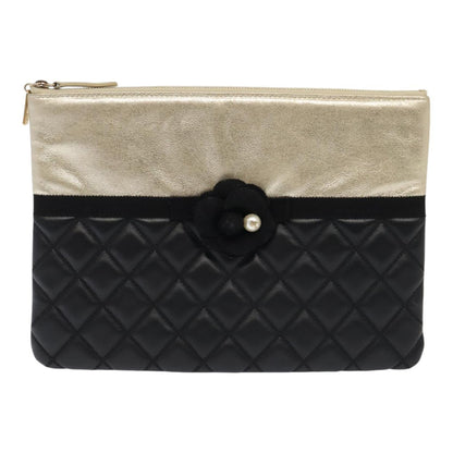 Chanel Pearl O Case Clutch Quilted Lambskin and Calfskin, BLACK, LEATHER, Clutche & pouche