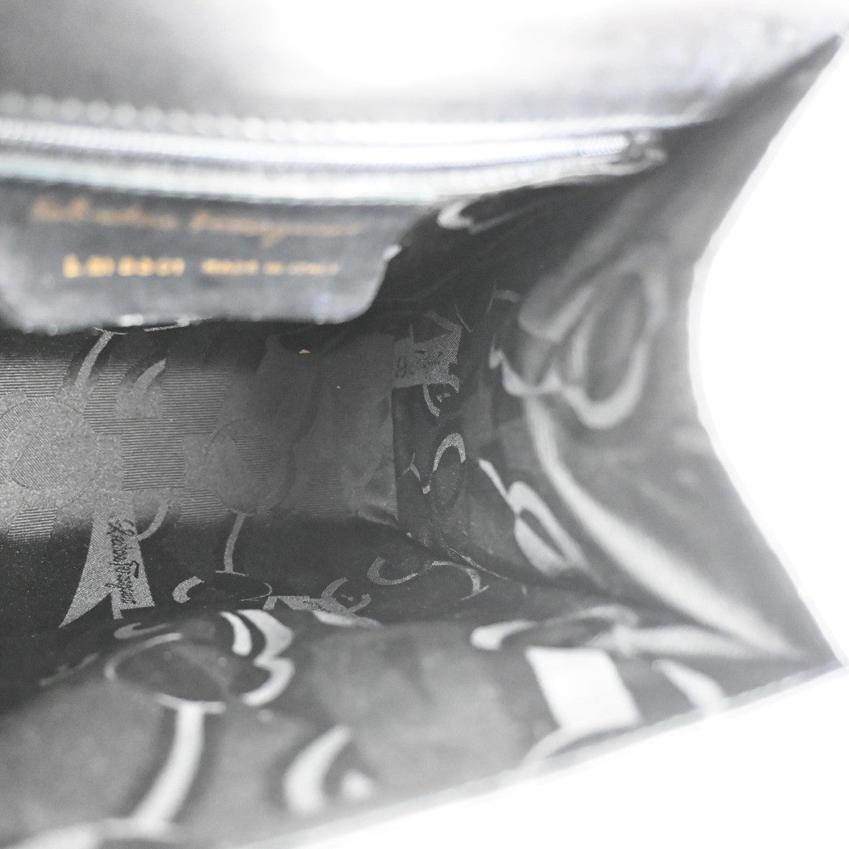 Salvatore Ferragamo Vala Handbag Leather, BLACK, LEATHER, Handbag