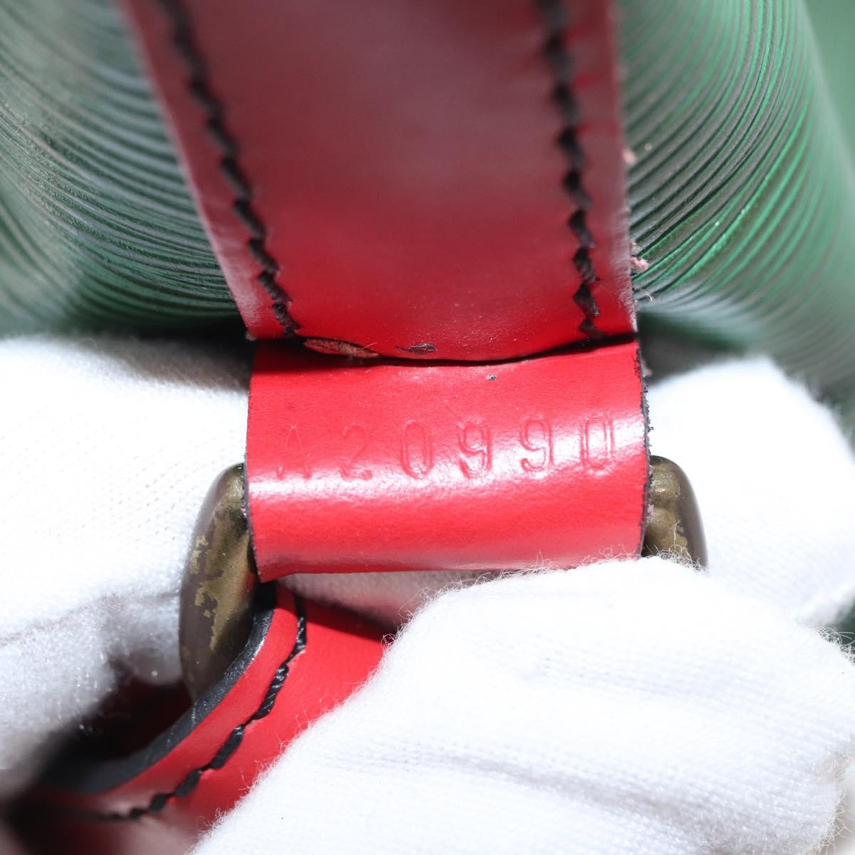 Louis Vuitton Bicolor Petit Noe Handbag Epi Leather, GREEN, LEATHER, Shoulder bag