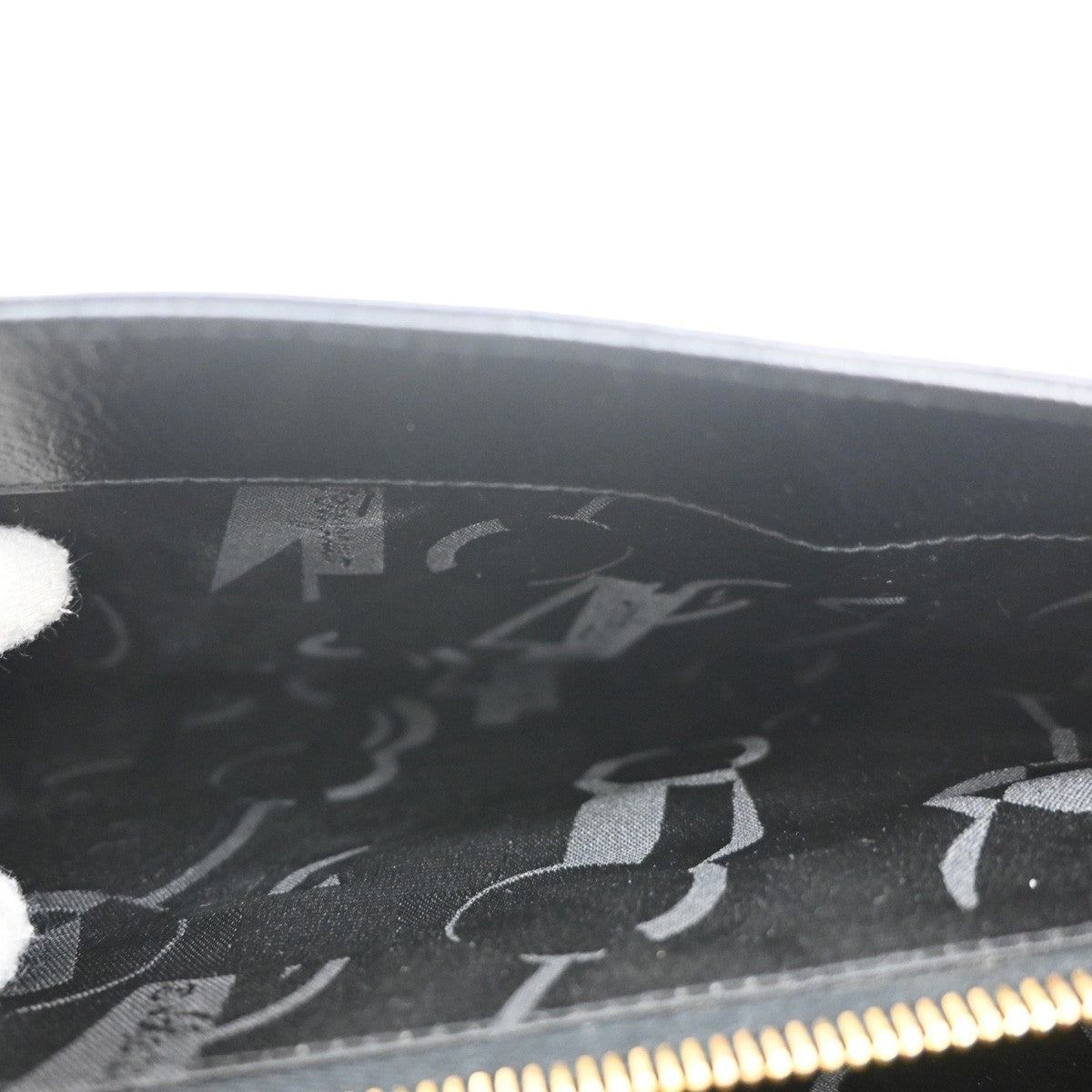 Salvatore Ferragamo Gancini Shoulder Bag Leather, BLACK, LEATHER, Shoulder bag