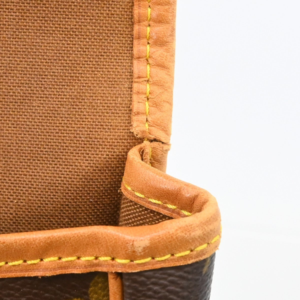 Louis Vuitton Sac Gibeciere Messenger Bag Monogram Canvas, Brown, Canvas, Shoulder Bag