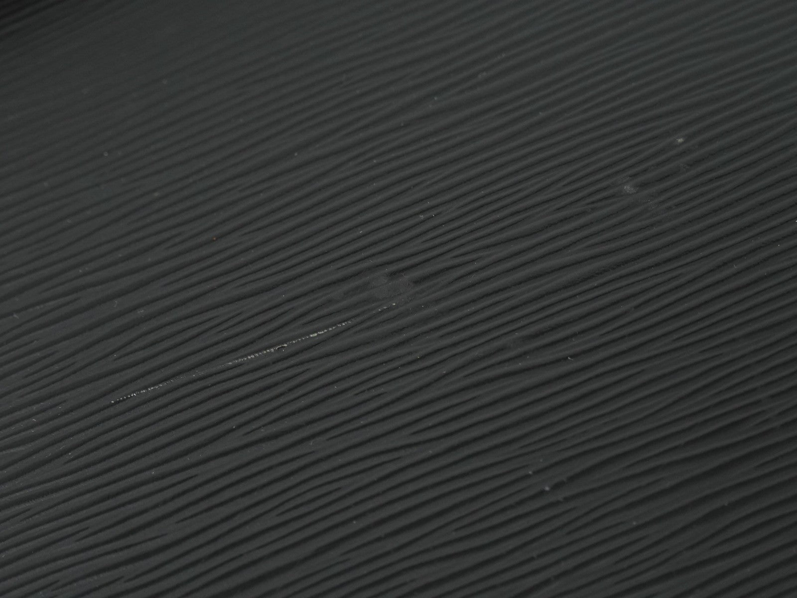 Louis Vuitton Neo Robusto 2 Briefcase Taiga Leather, BLACK, LEATHER, Briefcase