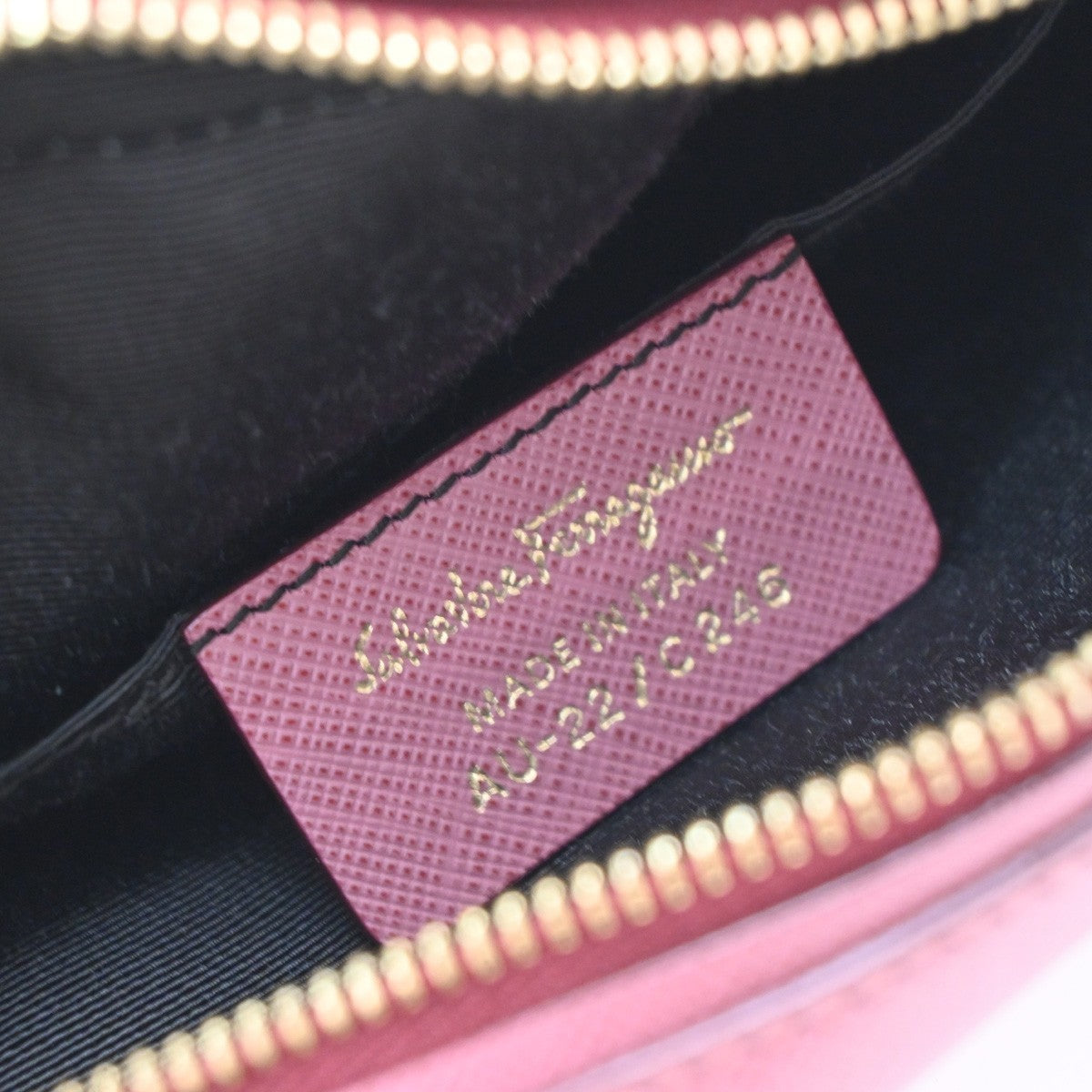Salvatore Ferragamo Gancini Shoulder Bag Leather, Pink, Leather, Shoulder Bag